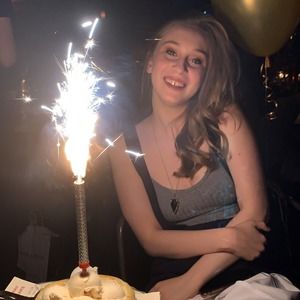 Meet your Posher, Juliana